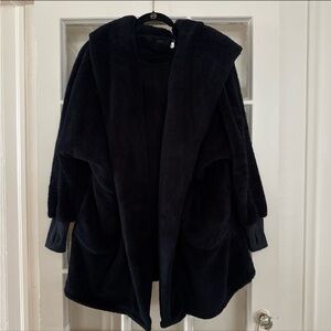 BumbleBella by Jill Martin black hooded sweater coat